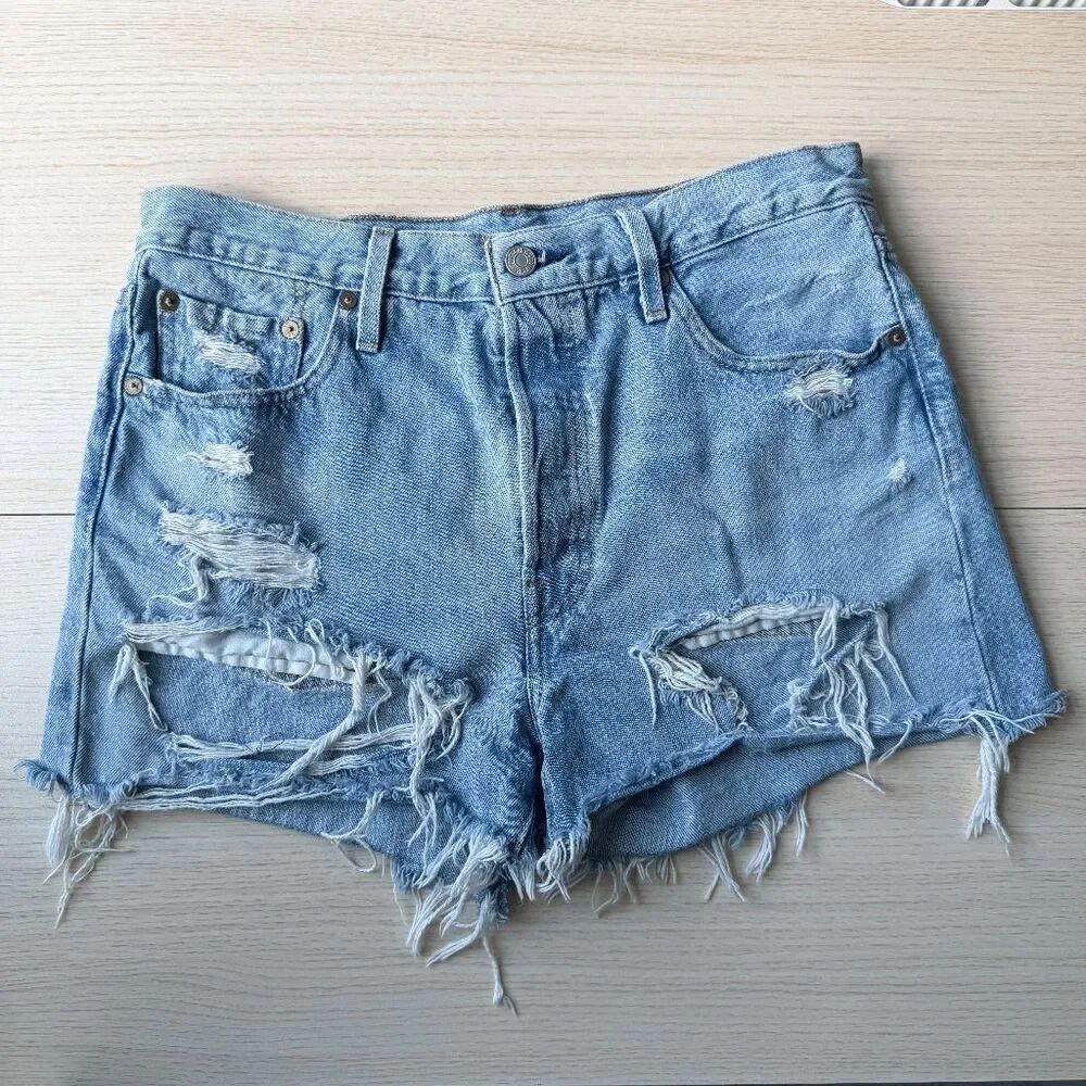 Levi's Premium 501 Button Fly W29 Light Blue Women Jean Shorts Frayed Distressed